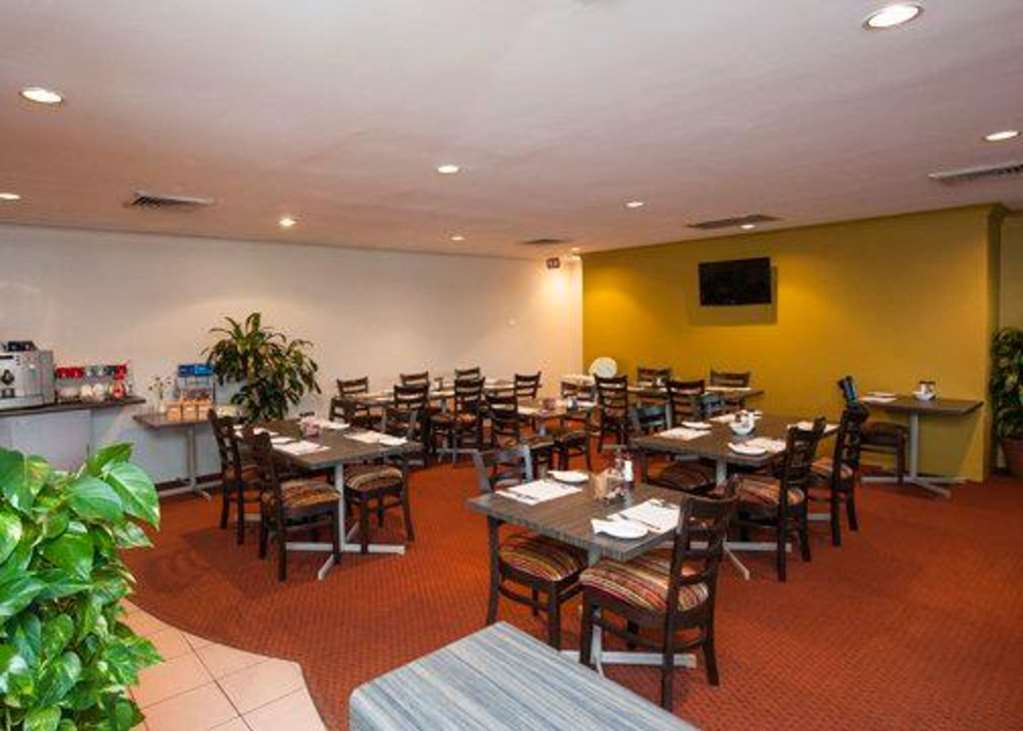 Airport Admiralty Motel Brisbane Restoran gambar